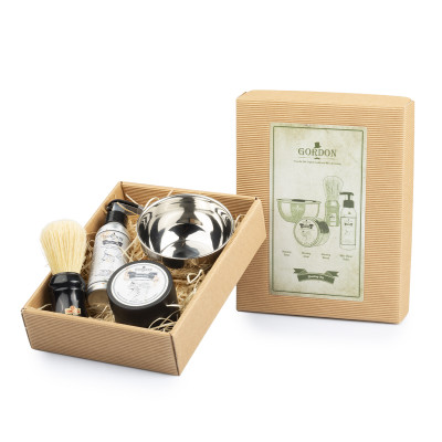 LABOR D449 - Gordon shaving...